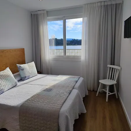 Apartahotel La Toja 2*